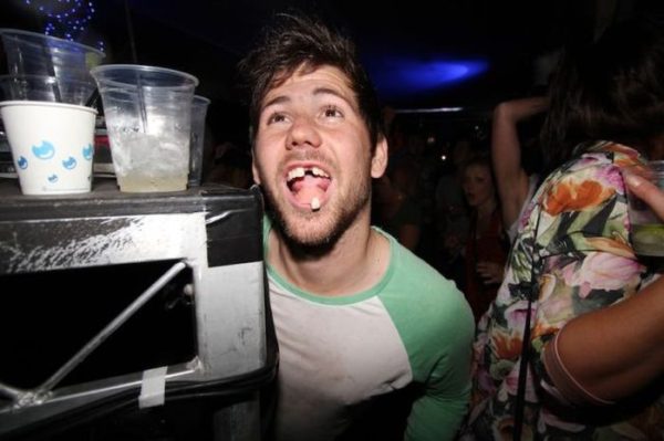 15 Most Embarrassing NightClub Fails Of All Time - Wittyduck