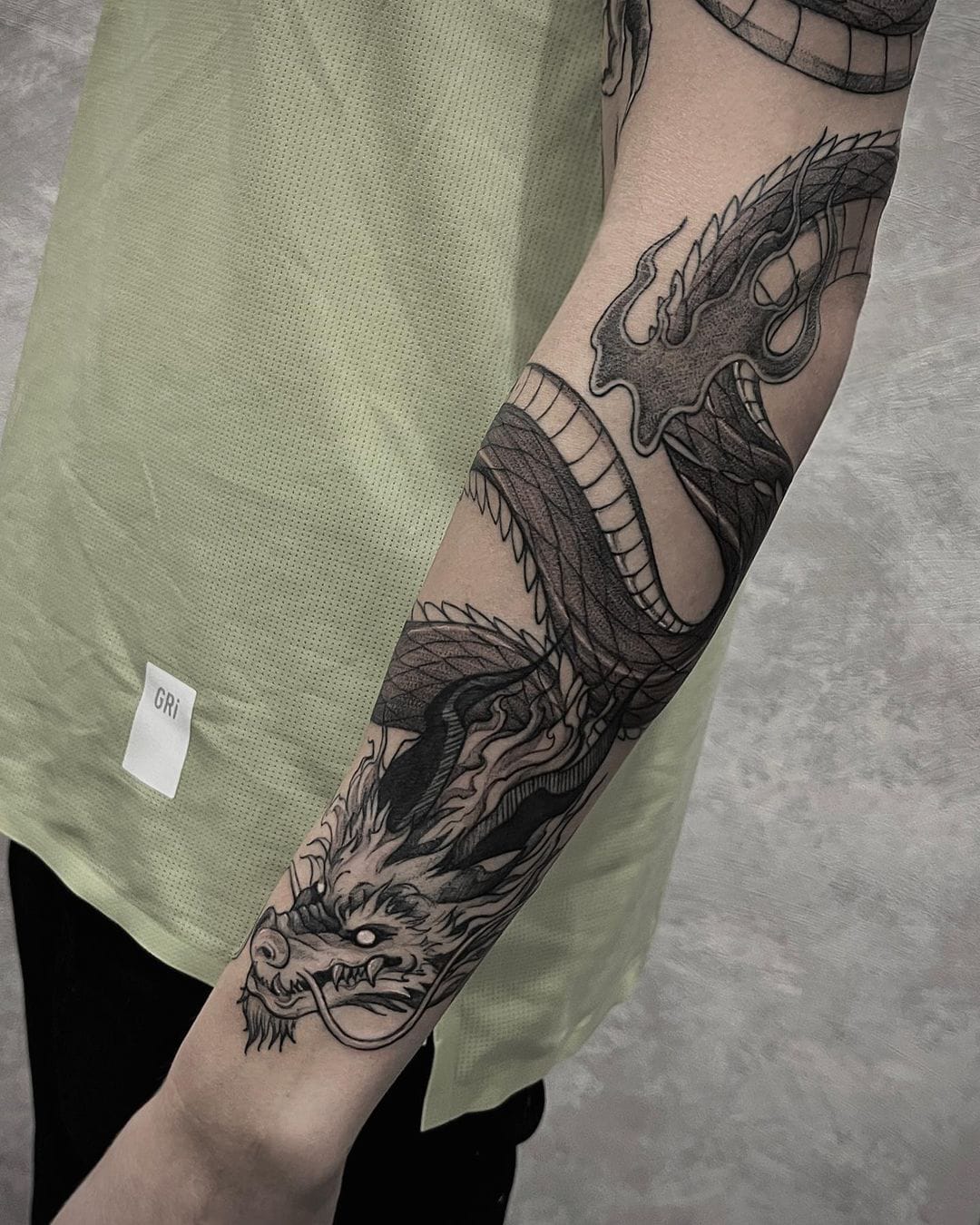Arm Graphic Dragon tattoo at theYoucom