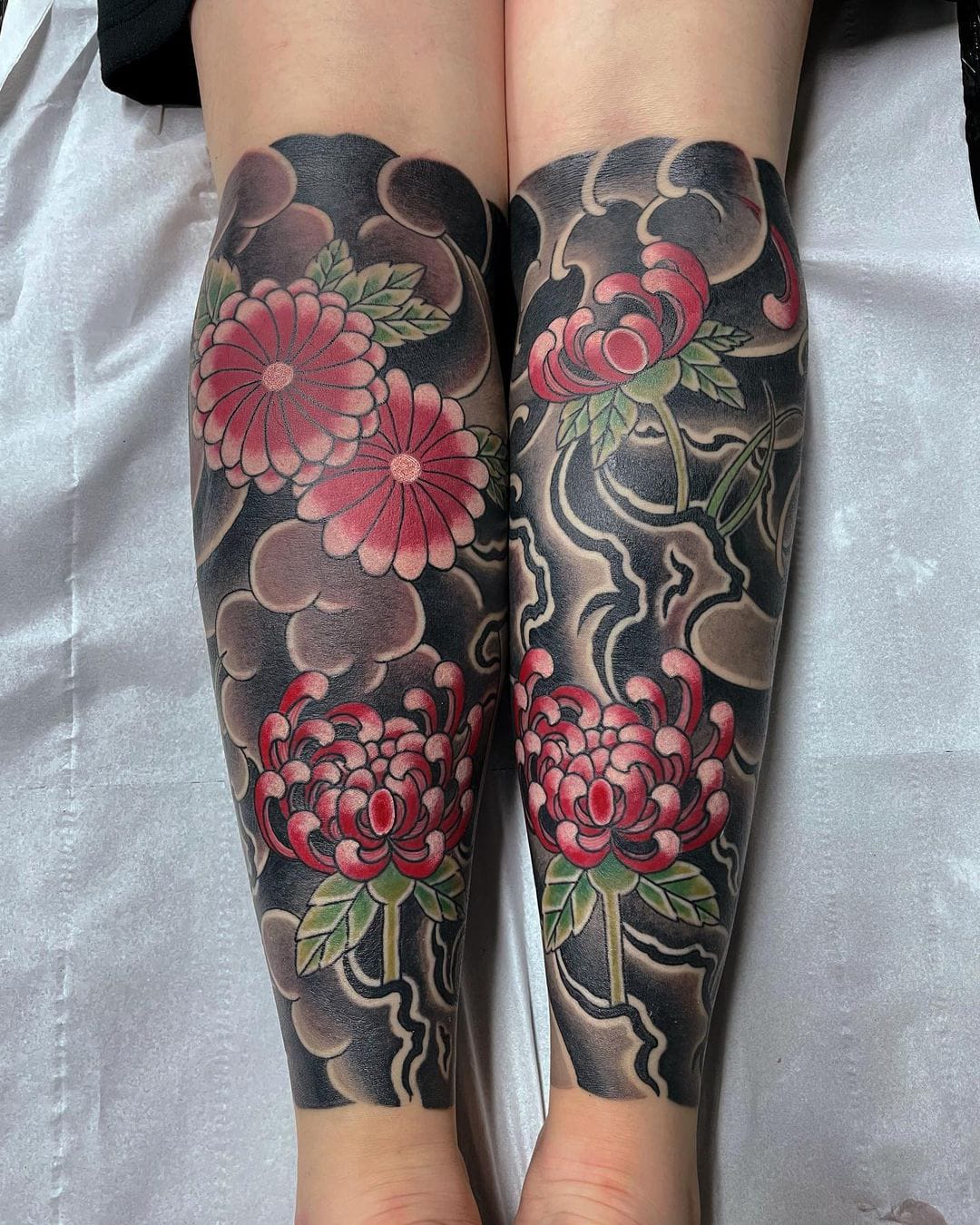Traditional Leg Sleeve by Aran Campas TattooNOW