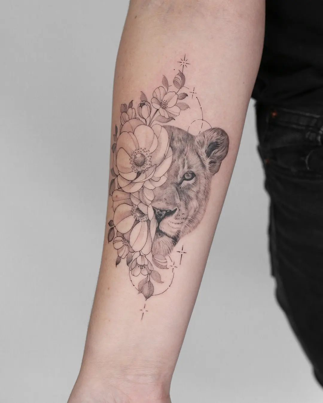 Beautiful Lion Shoulder With Colorful Flowers Tattoo Idea