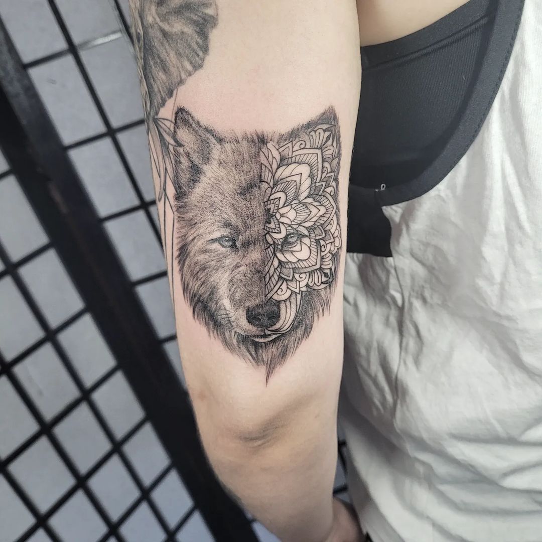 Abhishek Jaiswar on Twitter Geometric wolf tattoo tattoo piercings ink  wolftattoo geometrictattoo wolftattoo tatuajes abhishekjaiswar  dotworktattoo thanetattoo abhishekjaiswar wolftattoodesign  globaltattooindia mandalatattoo FOLLOW 