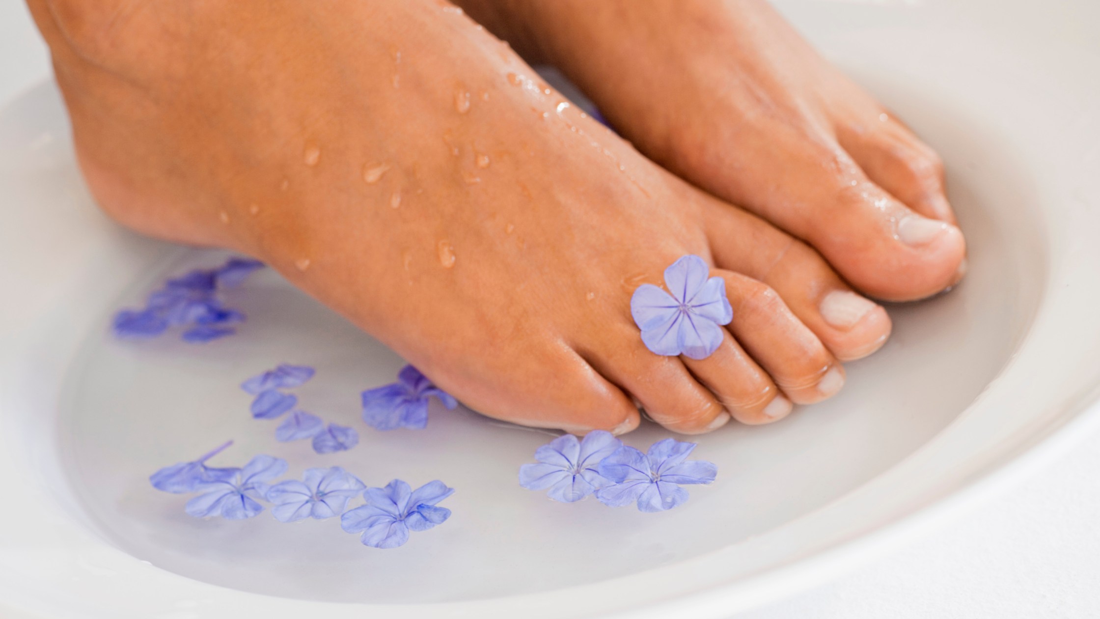 How To Remove Dead Skin From Feet